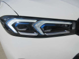 LEDヘッドライトで視界も良好です。見た目も恰好良いです。