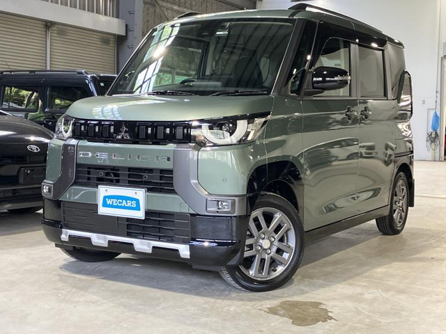 デリカミニ T プレミアム 4WD 