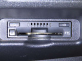 ナビ連動のETCを装備しております。
