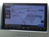 パナソニック製のナビ付です。Bluetooth機能も付いておりますので、通話やスマートフォンから音楽を楽しめます。バックカメラ付。