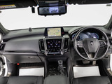 BSM(ブラインドスポットモニタ)!隣の車線を走る車両をレーダーで検知し、ドアミラーでは確認しにくい後側方エリアに存在する車両に加えて、急接近してくる車両も検知します。