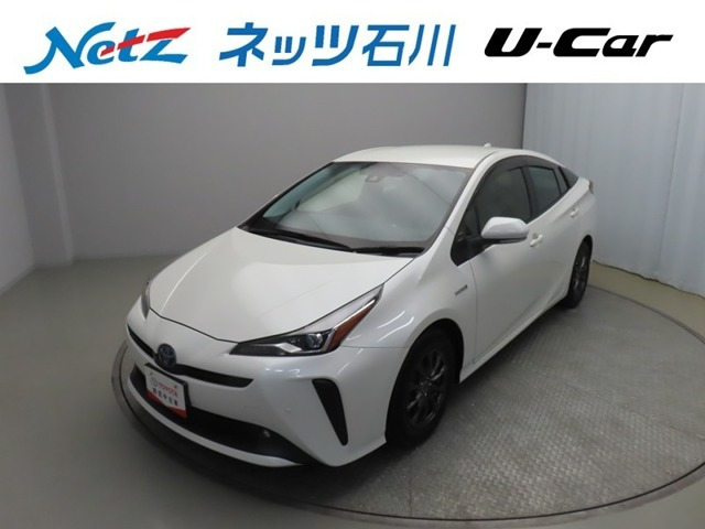 トヨタ プリウス 