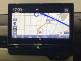ワイド画面のナビゲーションはフルセグTV、インターナビ対応のGathers純正メモリーナビを搭載しています。Bluetoothオーディオ機能がありますので、スマートフォンなどの音楽も再生できます。