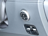 正規販売店の認定中古車は、第三者検査専門機関(AIS)による、内外装から機関にいたるまで厳正に検査を実施しております。