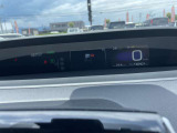 メーターも見やすく燃費の確認も一緒に見えて運転も快適に☆