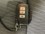 【スマートキー(エンジンスタートストップスイッチ)】スマートキー(電子キー)を持っていれば、スイッチを押すだけでエンジンをかけることができます!
