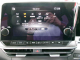 フルセグTV、Bluetoothなど好きな音楽を聴きながらドライブ。