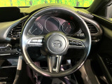【ステアリングスイッチ】運転中、前方から目線をそらすことなく、オーディオ等の操作が可能な便利機能!安心&快適なドライブを演出してくれます♪