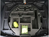 【パンク修理キット】車の軽量化や無駄を無くす為、応急タイヤパンクキットが搭載されています。
