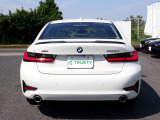 第二展示場にも多数のBMWをラインナップ!ご来店の際はBMW本店(厚木市下荻野140-1)に一度ご来店ください!☆関東運輸局認証工場 自動車分解整備事業2-6030☆プッシュプル式板金塗装ブース完備☆