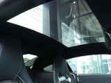 メルセデス・ベンツ正規販売店では、お客様の車両にぴったりなメルセデス自動車保険をご提案いたします。損傷発生時にもメルセデス・ベンツのサービス工場で各種サービスをご利用いただけます。