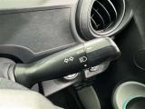 トンネルなど、周囲の明るさの変化でランプ類を自動オン・オフするコンライトです(消し忘れ防止機能付)
