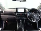 見通しのよいすっきりとした視界で、誰でも運転しやすいです。運転のしやすさは疲れにくさにも繋がりますよ♪
