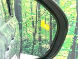 【ブラインドスポットモニター】走行中、ドアミラーの死角になりやすい箇所に後続車が接近するとサイドミラーのレンズに警告を表示!ドライバーに注意喚起をしてくれます。