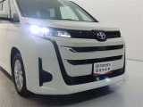 高輝度で点灯速度が速く、しかも消費電力の少ないLEDヘッドライトが装備されています!LEDの明るい光が走行中の視界の確保をサポートして、夜のドライブがより楽しく安全に運転できます♪