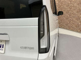 ■充実のアフターサービス■ 車の販売はもちろん、自社整備工場・自社鈑金工場・オイル交換&点検専門店舗を完備しておりますので納車後もお客様のカーライフをトータルでサポートいたします。