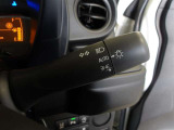 オートライト機能装備です!車外の明るさに応じて、自動的にライトの点灯・消灯をしてくれます♪