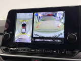 【全周囲カメラ】車両周囲の障害物の位置をモニターでチェックすることができます☆運転中や駐車時などの周囲の安全をサポートしてくれます☆