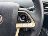 【レーダークルーズコントロール】前方の車両に合わせて加減速を自動制御するレーダークルーズコントロール。渋滞や高速道路での運転負担を軽減し、快適なドライブを提供します。