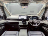 全方位で視界が広い、気持ちがよくて運転がしやすいインテリア