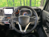 【純正革巻きステアリング】上質な革を使用することで、手にしっかり馴染みとても運転しやすいハンドルです♪