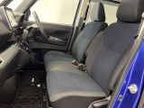 【車内ルームクリーニング済】専門スタッフにより車内はきれいにルームクリーニングを行っております。