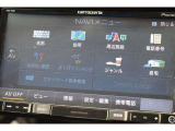 ナビはタッチパネル式で便利です