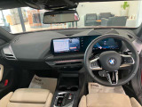 アウトバーンでの走行を見据えたBMWのブレーキシステムはもしもの時にもいち早くマシンを停止してくれます。