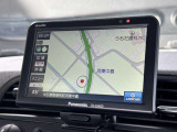 ダッシュボードがすっきり&視界を遮らないポータブルナビを装備しております!