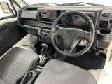 車内はキレイな使用状態です!