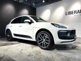マカン  4WD 本革シート