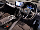 ☆センターパネルを運転席側に僅かに傾けたBMW独特のインパネ☆【駆け抜ける歓び】はここからもスタートしております☆