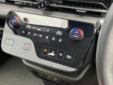 オートエアコンで温度を設定するだけで快適な車内環境を維持することができます!