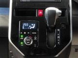 オートエアコンで車内は一年中快適な温度です♪