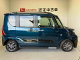 車両右側面からの写真になります。車をご覧になりたい時はお気軽に最寄りの店舗へご相談下さい。