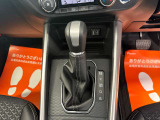 メンテナンスしてある記録簿付きの車両です。(取り扱い説明書&メンテナンスノート)新車購入時からの点検内容が記入してあります!おクルマに関してどんな細かい事でも気になる事があればお気軽にお電話ください!
