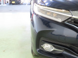 LEDヘッドライトは、点灯の瞬間から光量を発揮し、突然暗くなるトンネルなどでの安定感を高めます。