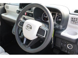 前席全体 目線も高く広い視界で安心して運転することができますね!
