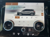 高い走破性も魅力のランドローバー。それを実現するテレインレスポンスには「オンロード」「草/砂利/雪」「泥/轍」「砂地」のモードを搭載!地形や天候に左右されない足元の確かさを実感ください。