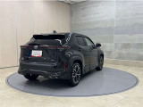 全車1年間の走行距離無制限のロングラン保証付きです。また、さらに安心をお求めの方には1年〜2年の保証延長ができる「ロングラン&alpha;保証」(有償)もお選びいただけます。