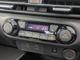 オートエアコンで温度を設定するだけで快適な車内環境を維持することができます!