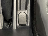 アクセサリーソケット付き