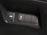 ★使いやすさや安全性を追求したステアリング周り!高級車ゆえにスイッチ類が多いのも特徴ですね!考え尽くされた配置ですぐに使いこなす事が出来ますのでご安心下さい!是非、体感してみて下さい!!