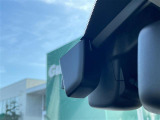 【ドライブレコーダー】映像・音声などの運転中の記録を残します。事故などを起こした起こされた時の証拠になりえますので、もしも時でも安心ですね。