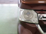 LEDヘッドライトは、点灯の瞬間から光量を発揮し、突然暗くなるトンネルなどでの安定感を高めます。