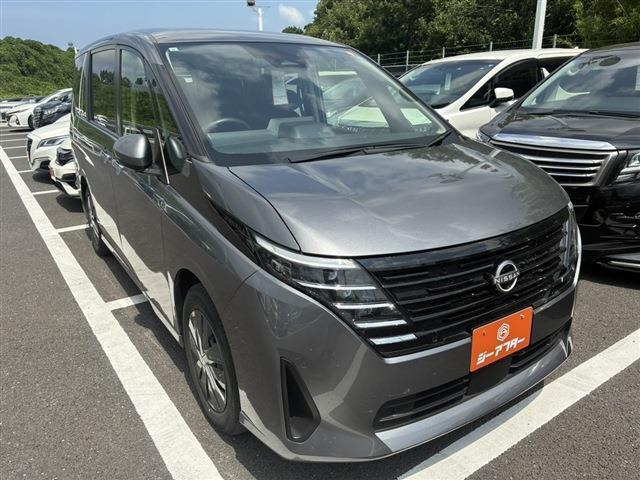 セレナ 2.0 X 禁煙車 社外ナビ LEDヘッドライト ETC