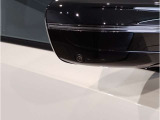 【BMWミラー】視認性の高いスタイリッシュなミラー。自動防眩機能も付いており夜間のドライビングをサポートします。