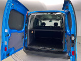 荷室の写真です。乗る人や荷物に合わせてフレキシブルに対応できます!!