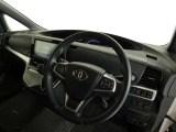 見通しのよいすっきりとした視界で、誰でも運転しやすいです。運転のしやすさは疲れにくさにも繋がりますよ♪