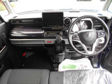 運転席操作部全体になります!色の剥げなどなく綺麗です!ぜひ一度ご来店になり実車をご覧ください!もちろん遠方のお客様からのお問い合わせも大歓迎です!